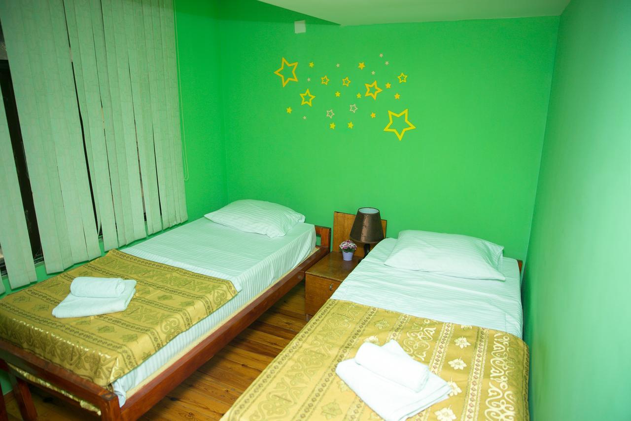 Highland Park Hostel Baku Exterior photo